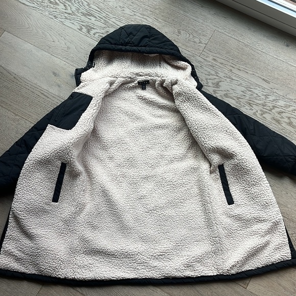 EUC Tribal Hooded Reversible Puffer Jacket Black Nylon / Sherpa - XS Retail $250 - Picture 10 of 14